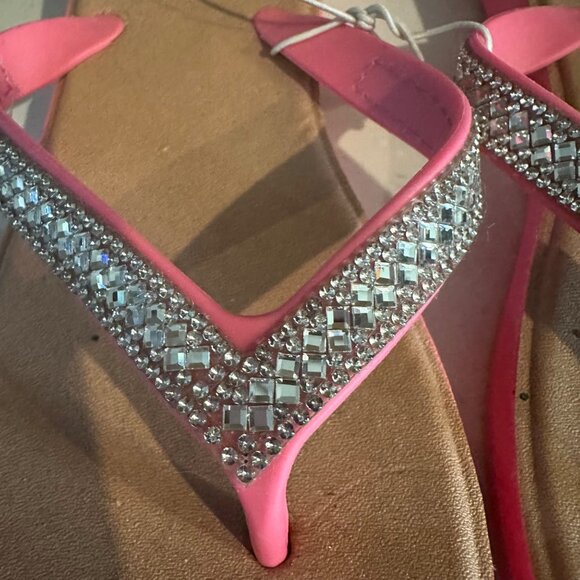 Pink Rhinestone Embellished Flip-Flops Size 2 By Extremely Me - Picture 4 of 5